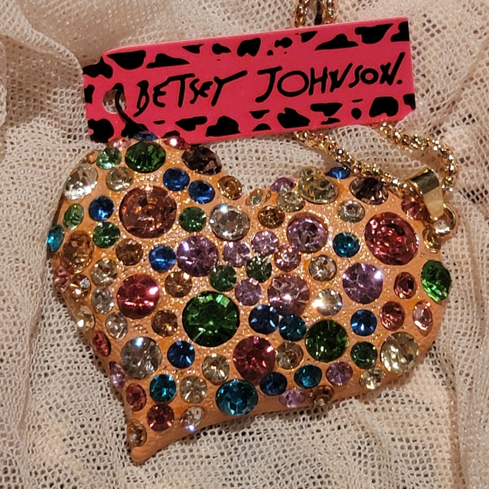 💖 Betsey Johnson Crystal Heart Pendant Pastel Rainbow Colors